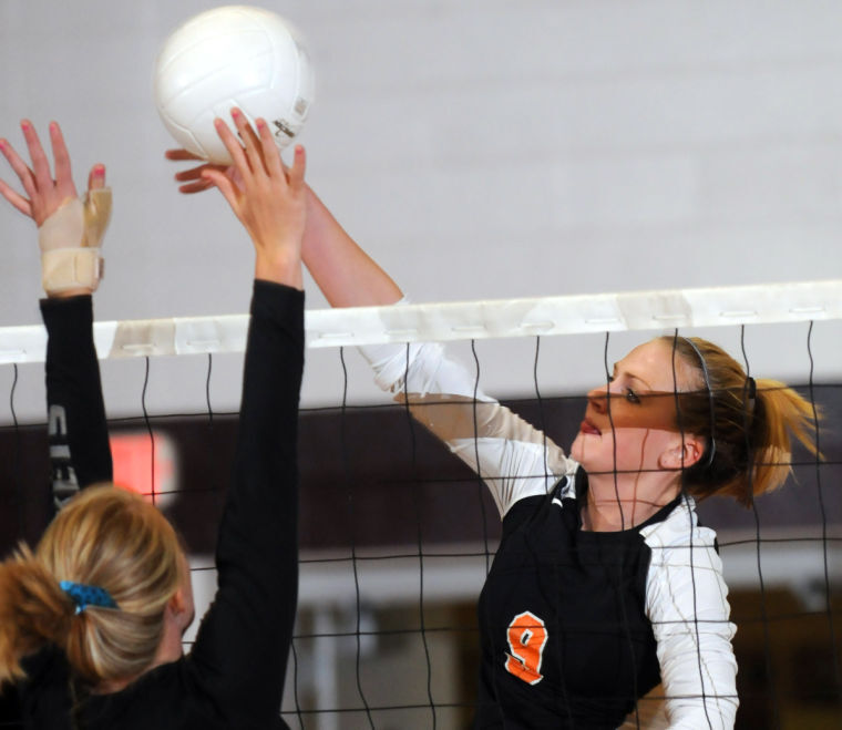 UT maintains sharpness in win at Rockridge